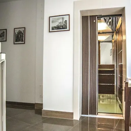 아파트 L'arco Del Corso *